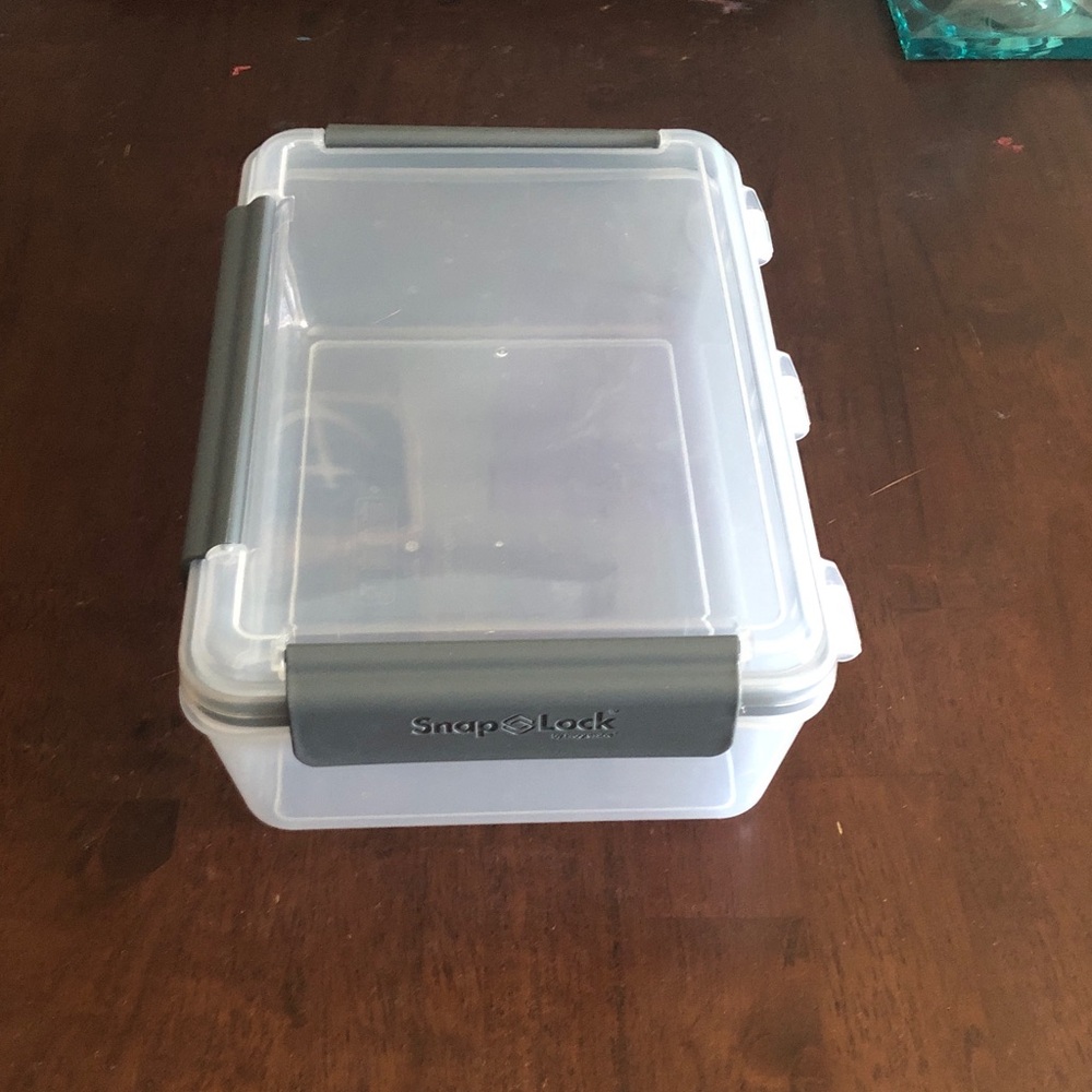 💙 Snap Lock Plastic Food Storage Container - Picture 6 of 6
